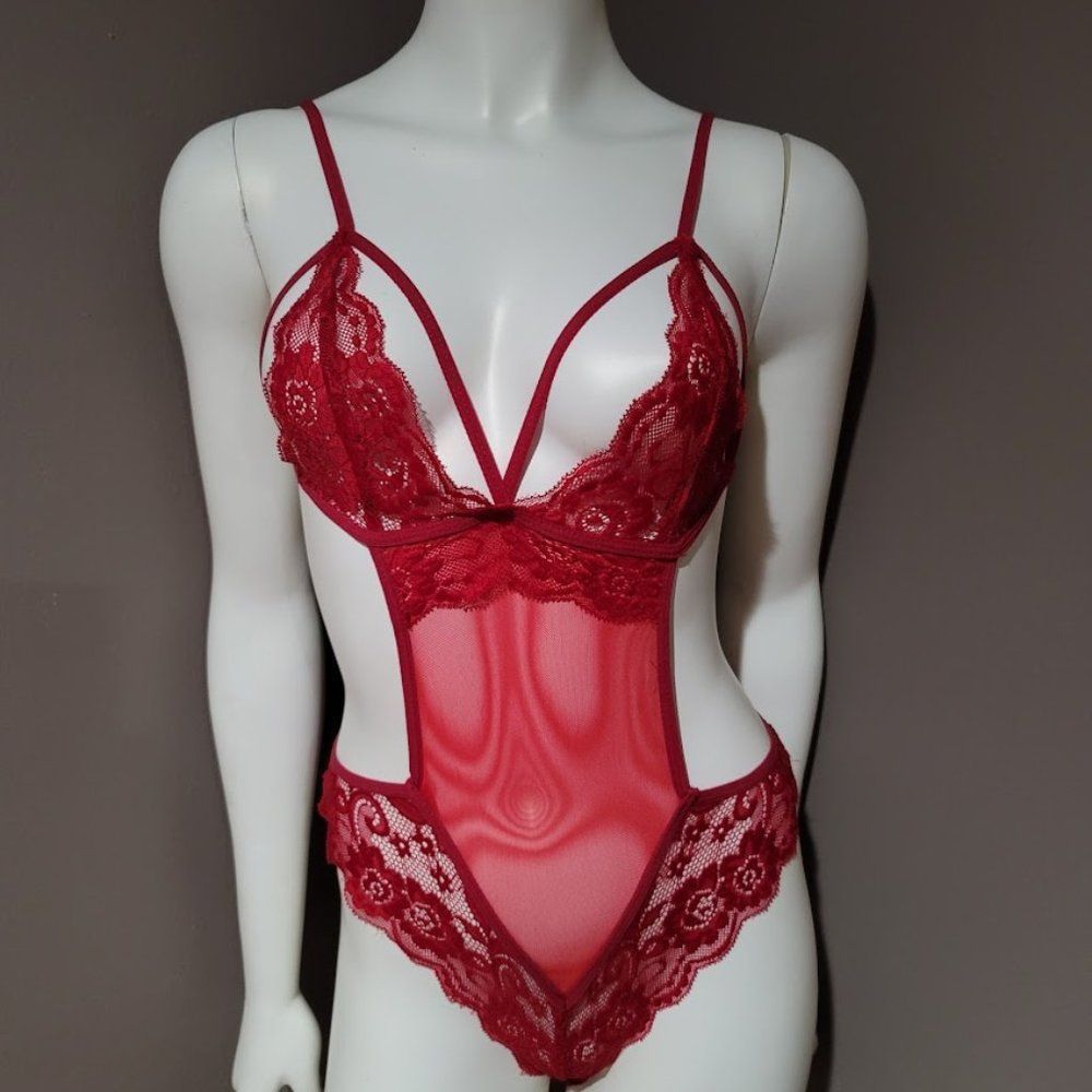 Floral Lace Mesh Cut-out Teddy Bodysuit - Picture 2 of 8